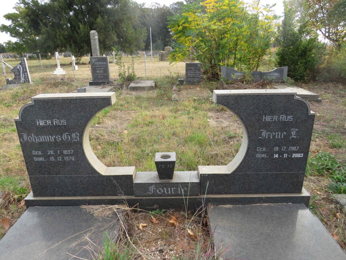 FOURIE Johannes G.B. 1897-1970 & Irene L. 1907-2003
