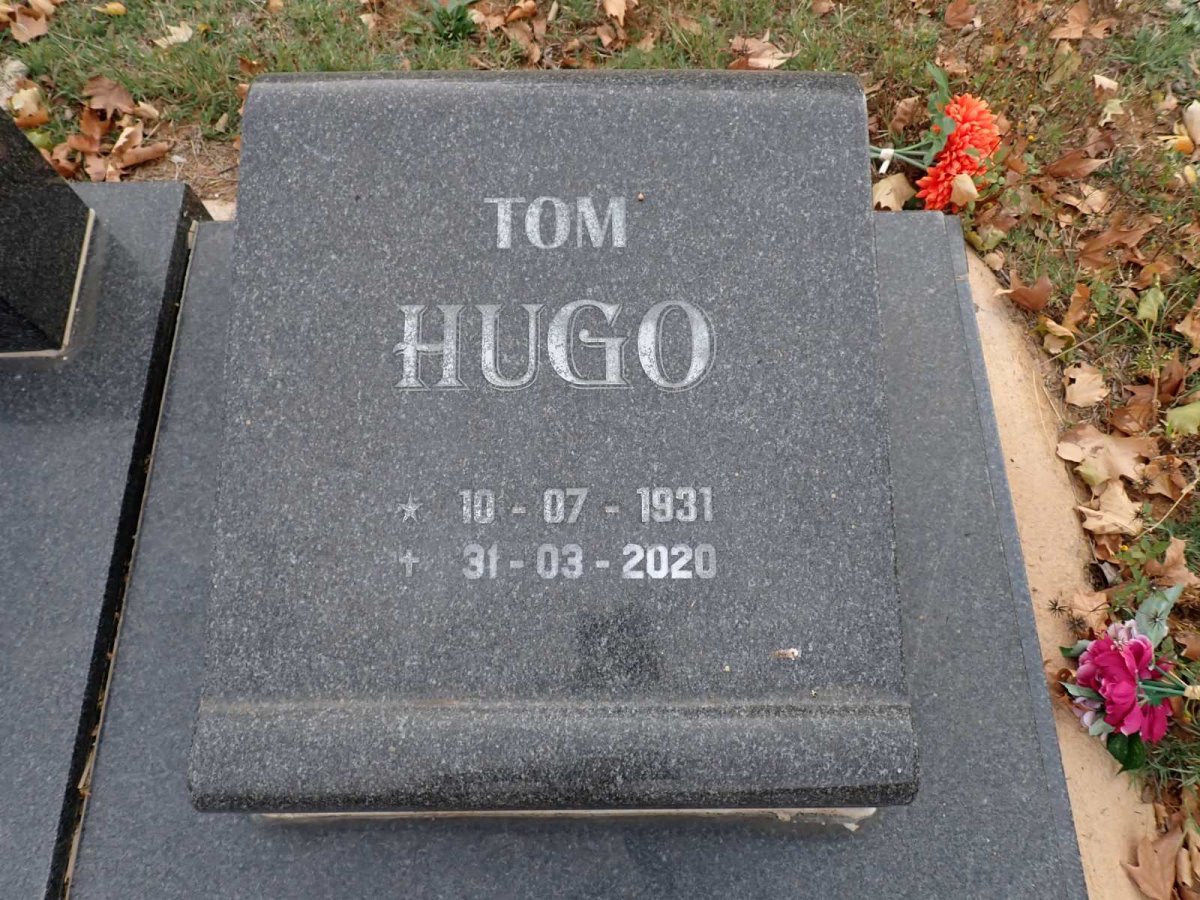 HUGO Tom 1931-2020