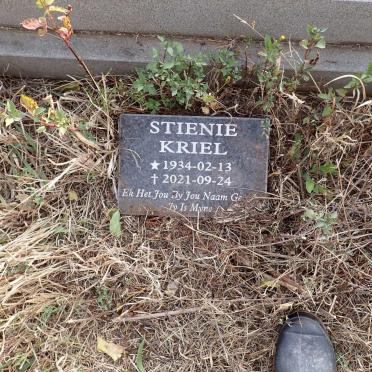 KRIEL Stienie 1934-2021