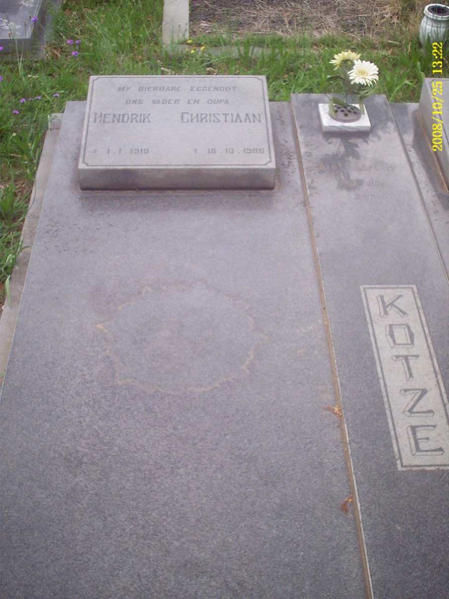 KOTZE Hendrik Christiaan 1918-1986 &amp; Albertha Susanna J. BEUKES 1921-2006 _1
