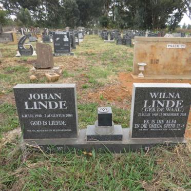 LINDE Johan 1940-2004 & Wilna DE WAAL 1940-2010