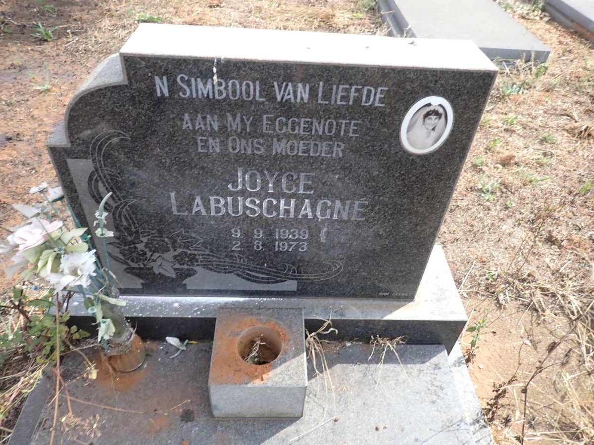 LABUSCHAGNE Joyce 1939-1973