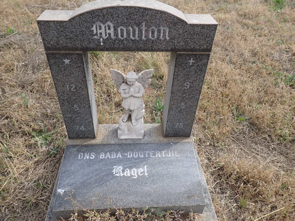 MOUTON Ragel 1974-1975