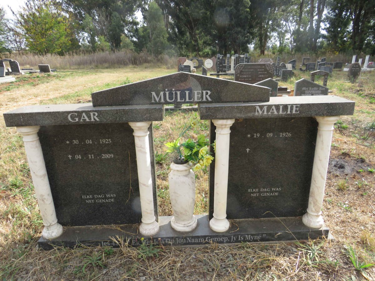 MULLER Gar 1925-2009 & Malie 1926-