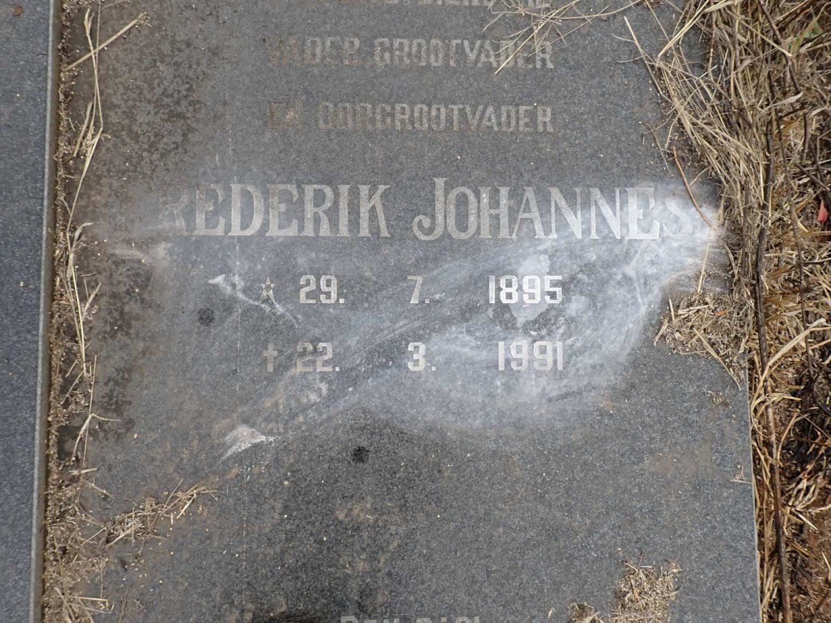 MURRAY Frederik Johannes 1895-1991 & Stoffelina Maria JANSE VAN RENSBURG 1907-1987  _3