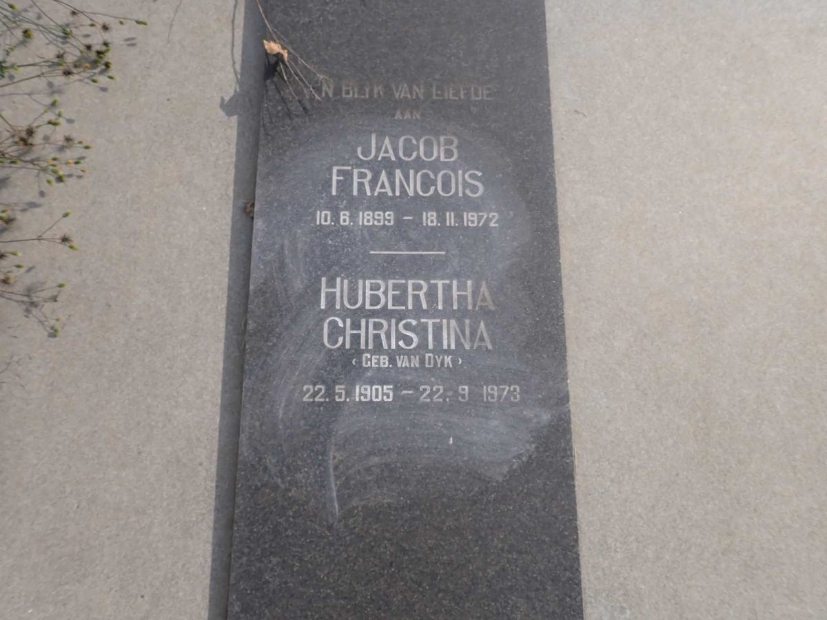 MERWE Jacob Francois, van der  1899-1972 & Hubertha Christina VAN DYK 1905-1973_2