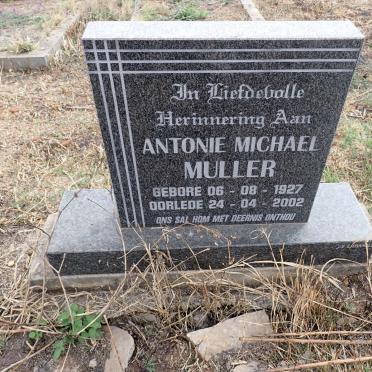 MULLER Antonie Michael 1927-2002