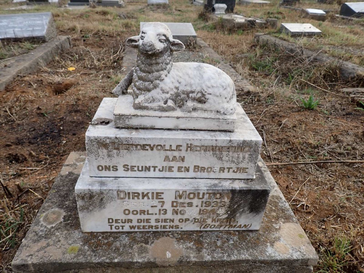 MOUTON Dirkie 1933-1944 