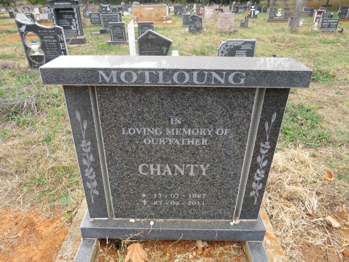 MOTLOUNG Chanty 1927-2011