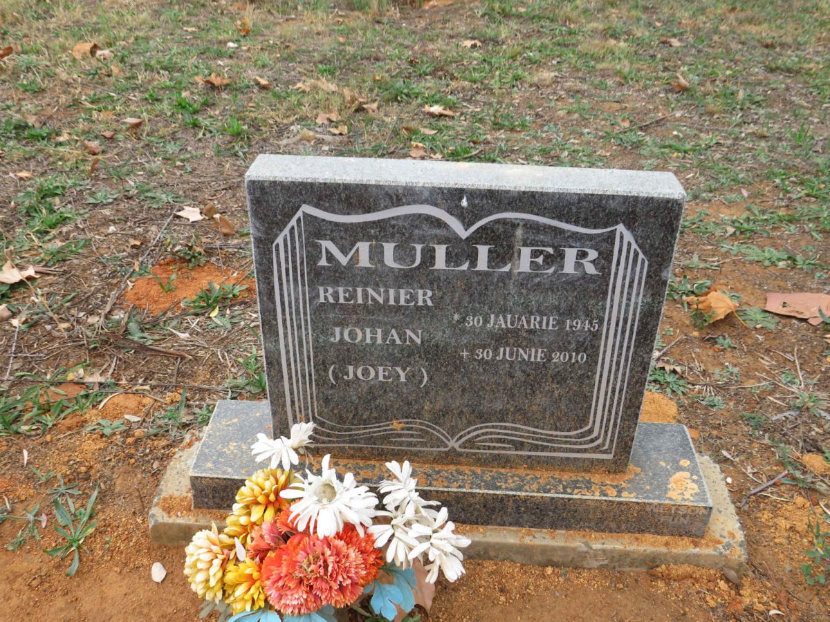 MULLER Reinier Johan 1945-2010