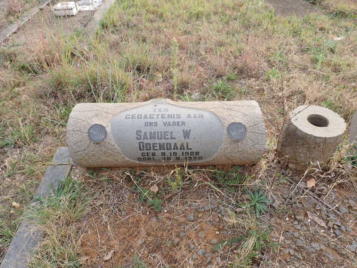 ODENDAAL Samuel W. 1908-1970 & Huibrecht C. BRITS 1910-1969 _3