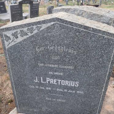 PRETORIUS J.L. 1881-1942 & J.H. STRYDOM 1878-1937_1