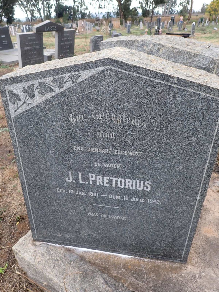 PRETORIUS J.L. 1881-1942 & J.H. STRYDOM 1878-1937_1