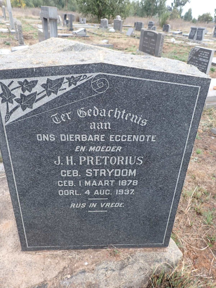 PRETORIUS J.L. 1881-1942 & J.H. STRYDOM 1878-1937_2