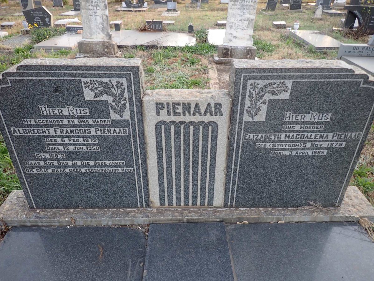 PIENAAR Albrecht Francois 1872-1950 & Elizabeth Magdalena STRYDOM 1879-1968