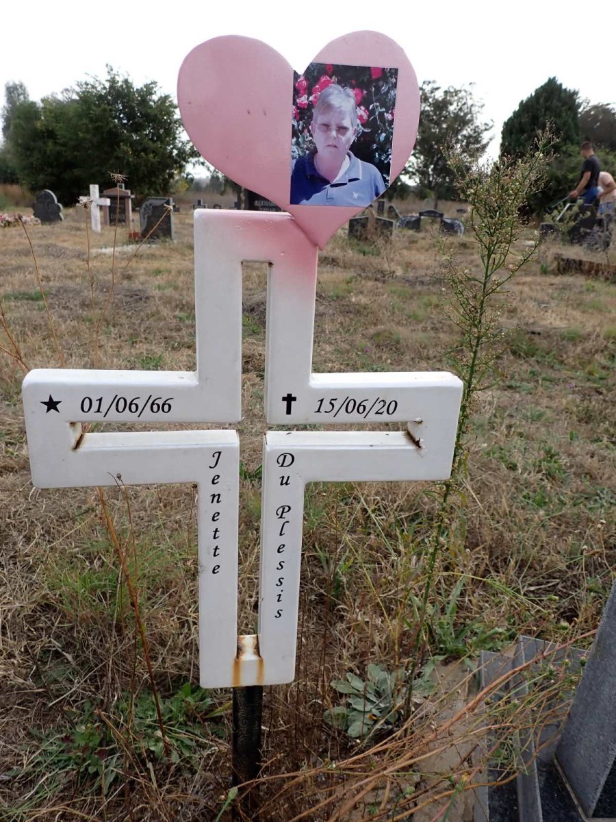 PLESSIS Jenette, du 1966-2020