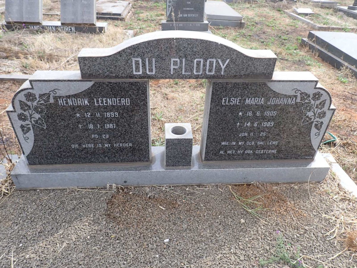 PLOOY Hendrik Leenderd, du 1899-1987 & Elsie Maria Johanna 1905-1989