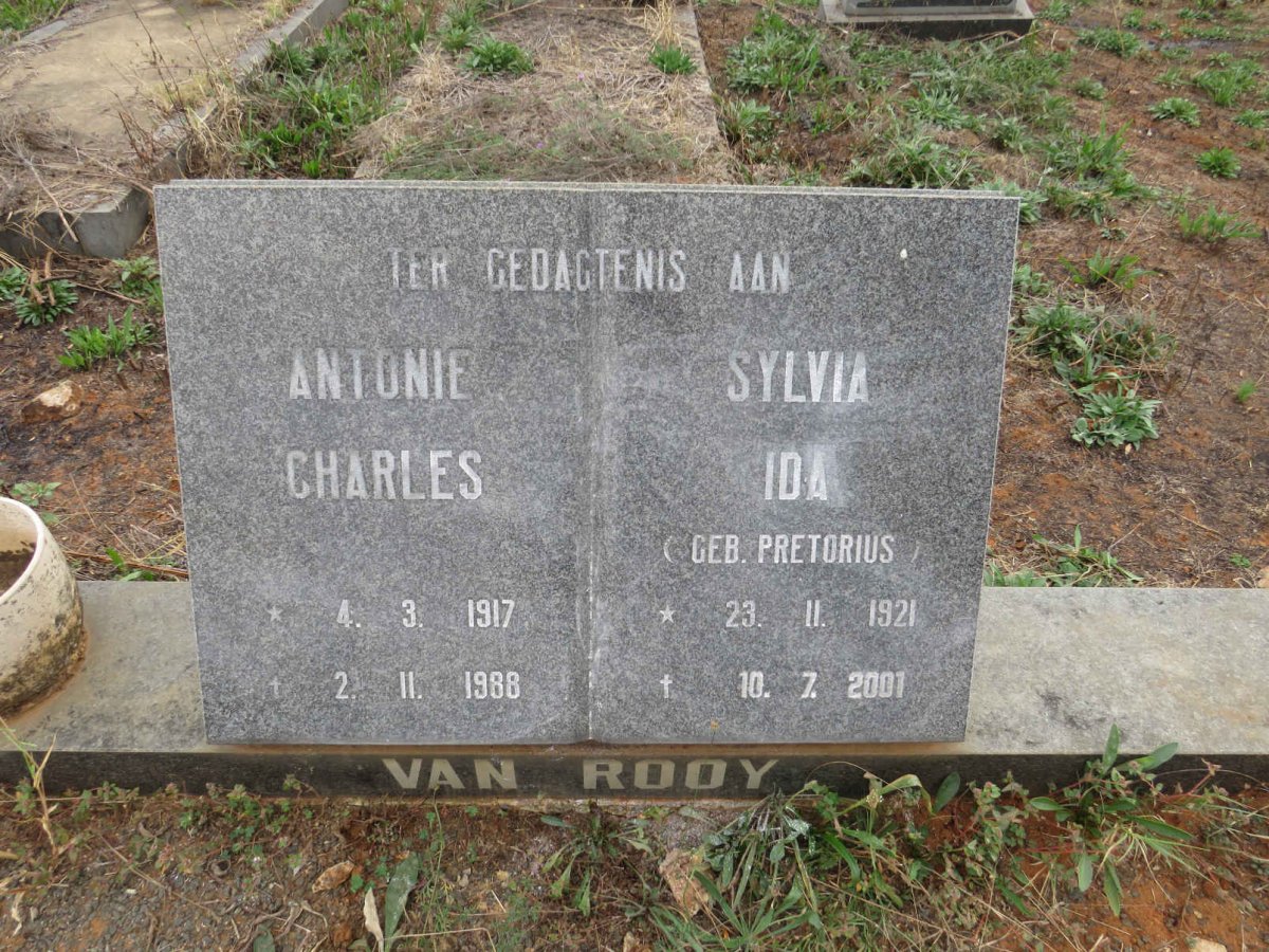 ROOY Antonie Charles, van 1917-1988 & Sylvia Ida PRETORIUS 1921-2001