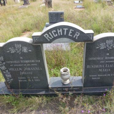 RICHTER Willem Johannes 1935-1983 &amp; Hendrina Elizabeth Maria KNOESEN 1943-