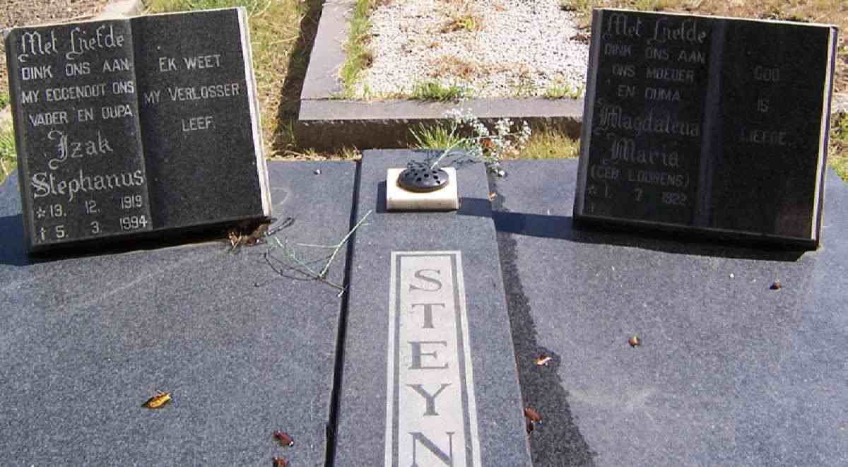 STEYN Izak Stephanus 1919-1994 &amp; Magdalena Maria LOURENS 1922-