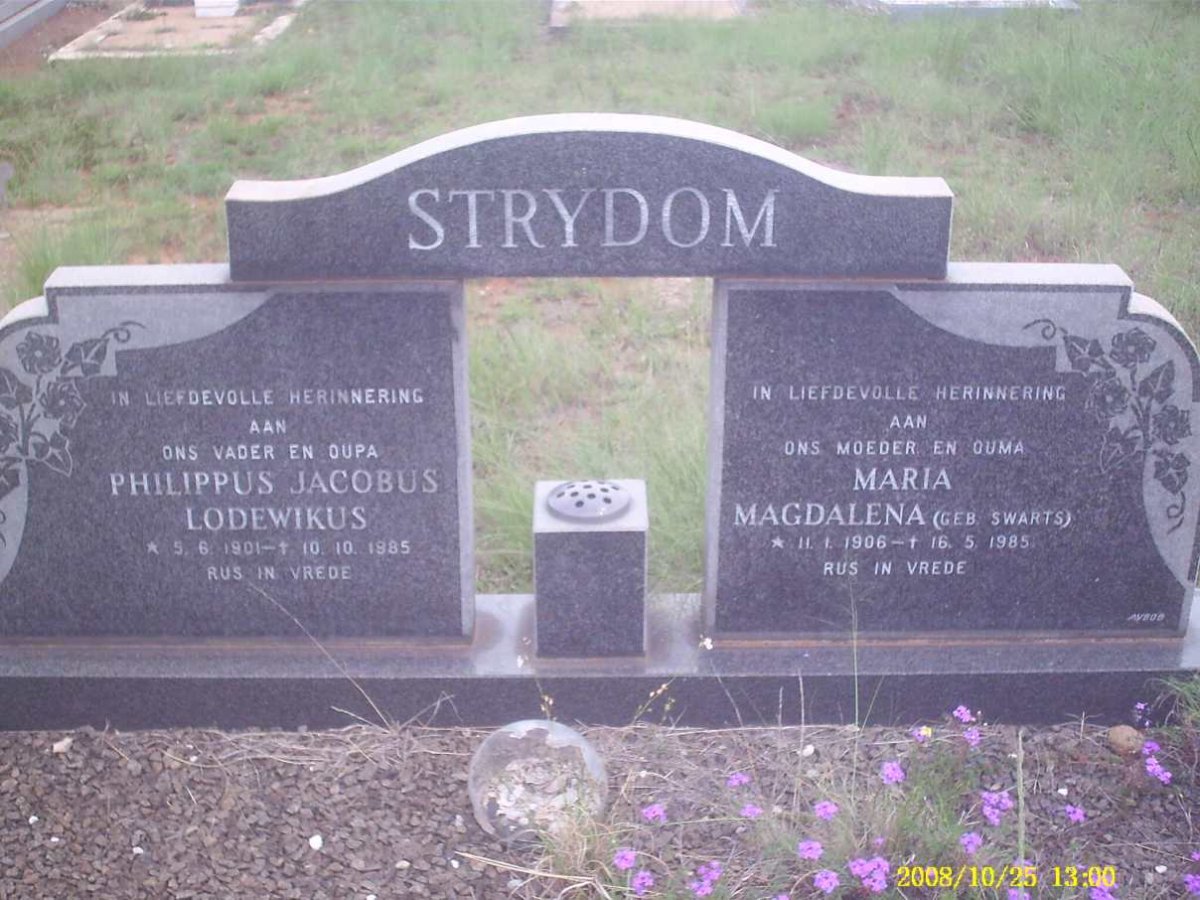 STRYDOM Philippus Jacobus Lodewikus 1901-1985 &amp; Maria Magdalena SWARTS 1906-1985