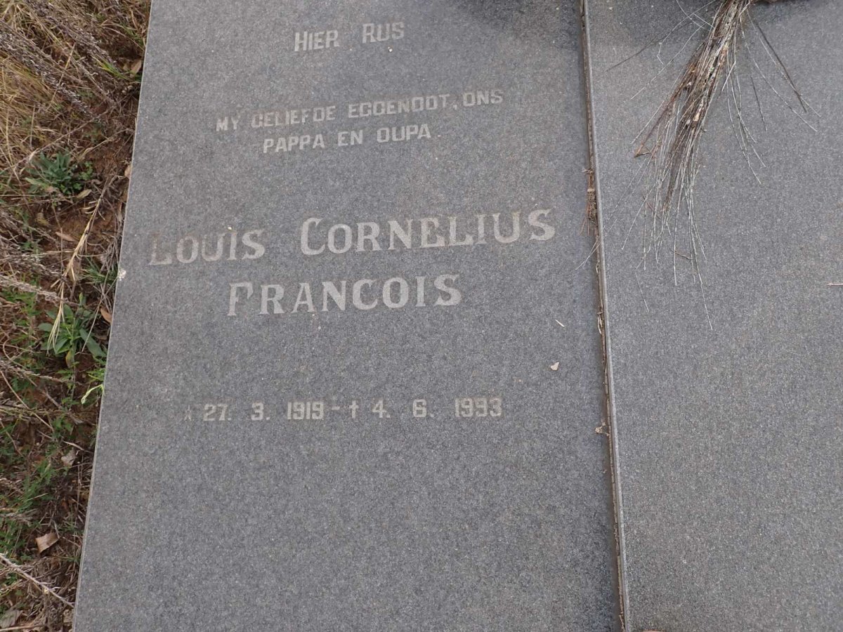 TALJAARD Louis Cornelius Francois 1919-1993 & Francina Johanna NAUDE 1924-2006 _3