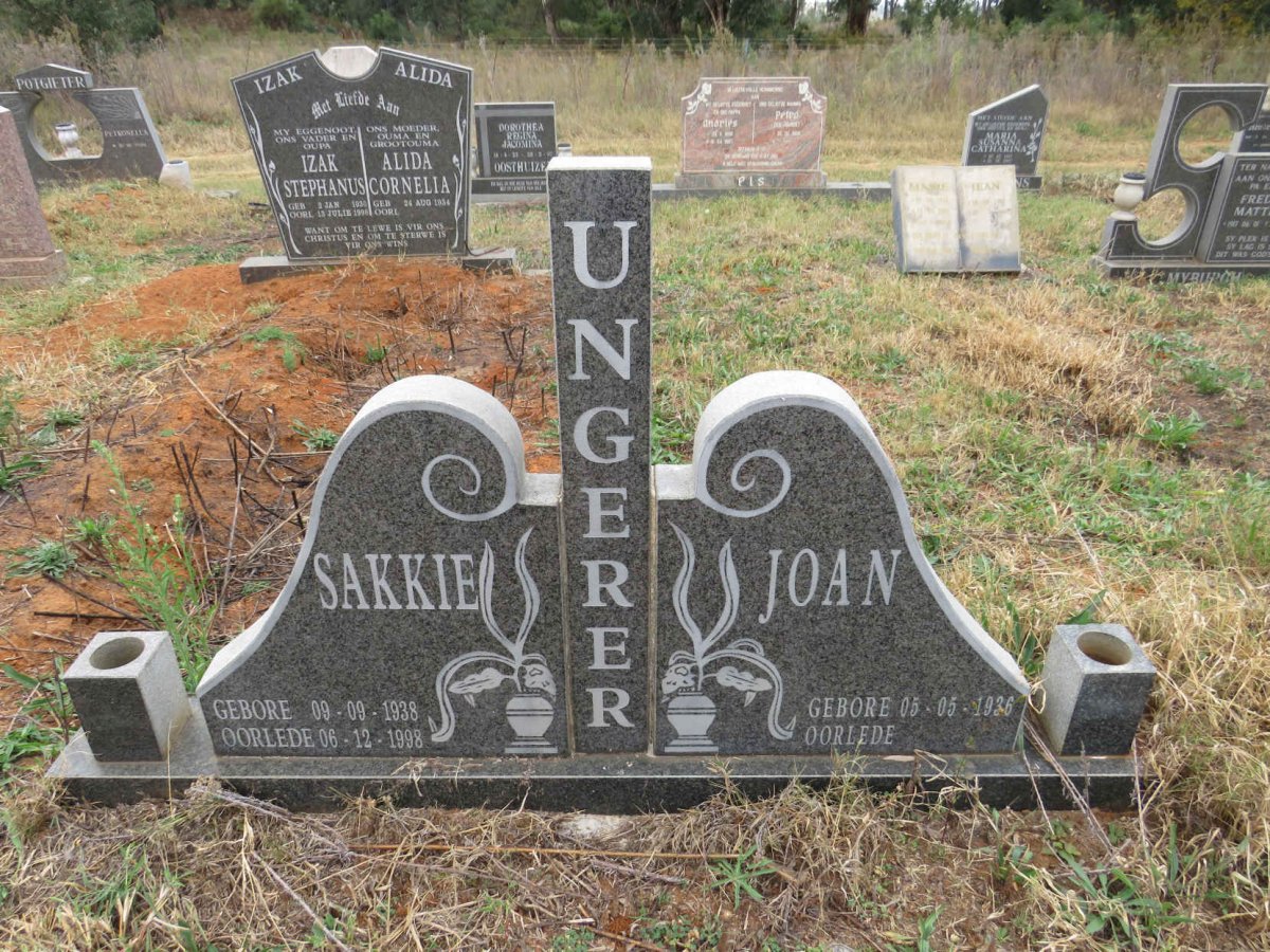 UNGERER Sakkie 1938-1998 & Joan 1936-