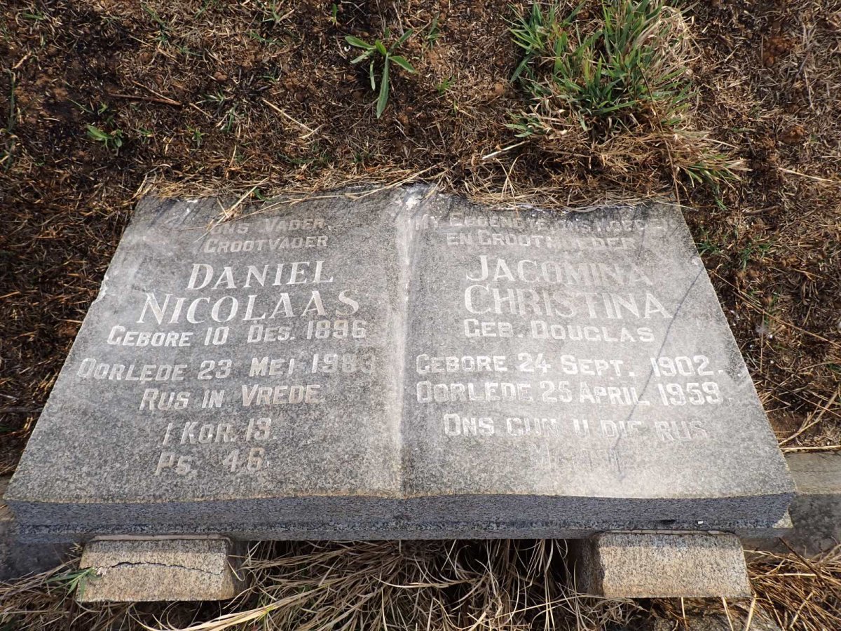 VUREN Daniel Nicolaas, Janse van 1896-1983 & Jacomina Christina DOUGLAS 1902-1959_2