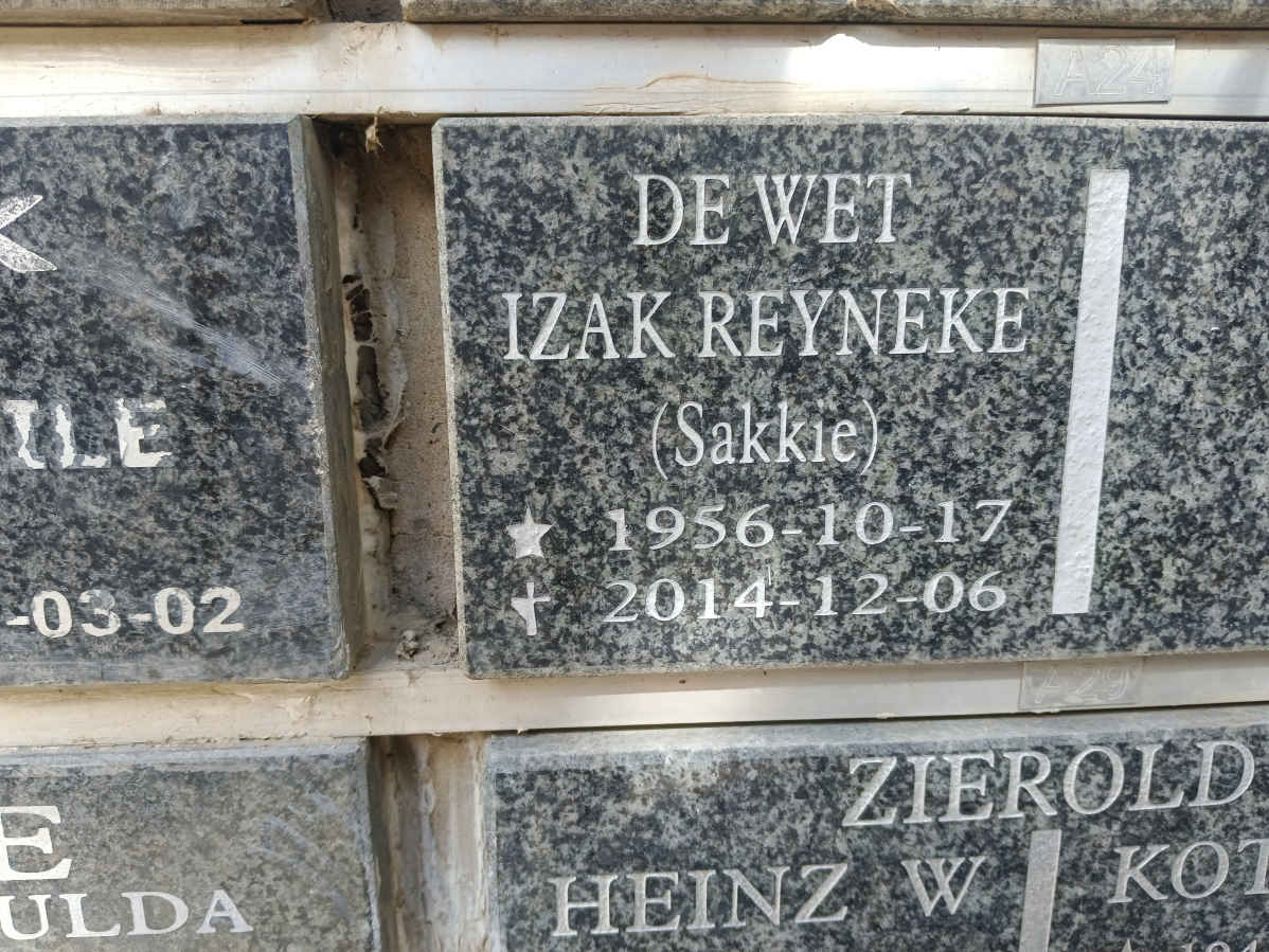 WET Izak Reyneke, de 1956-2014