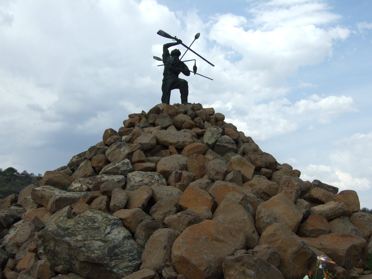 04. Monument
