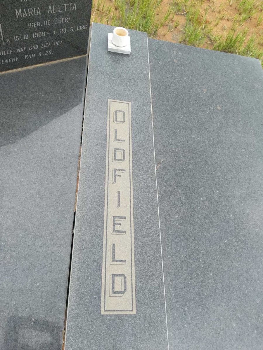 OLDFIELD Jacobus Conrad 1911-1986 &amp; Maria Aletta DE BEER 1908-1986