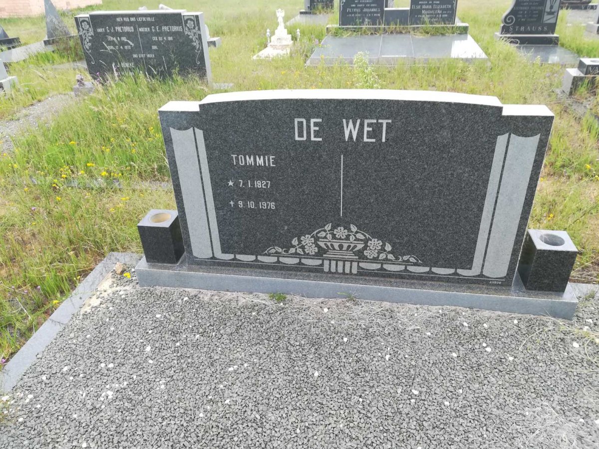 WET Tommie, de 1927-1976