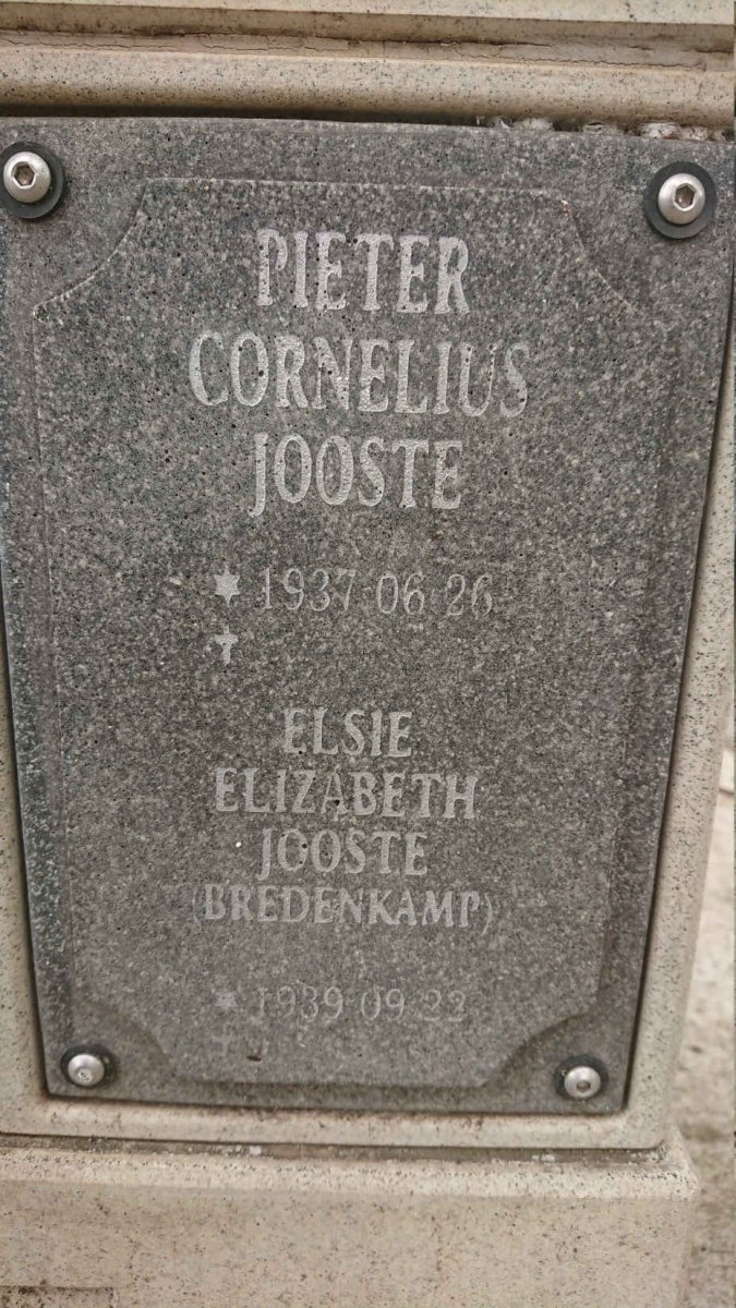 JOOSTE Pieter Cornelius 1937- &amp; Elsie Elizabeth BREDENKAMP 1939-