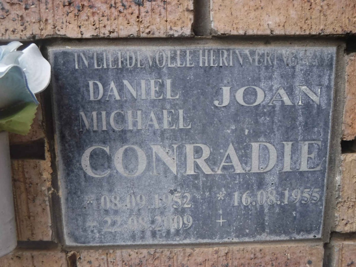 CONRADIE Daniel Michael 1952-2009 &amp; Joan 1955-