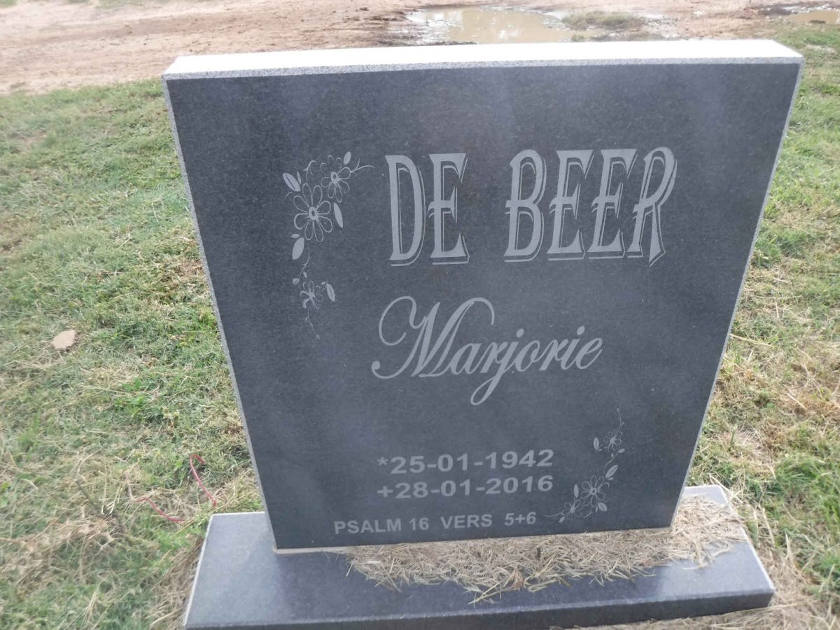 BEER Marjorie, de 1942-2016