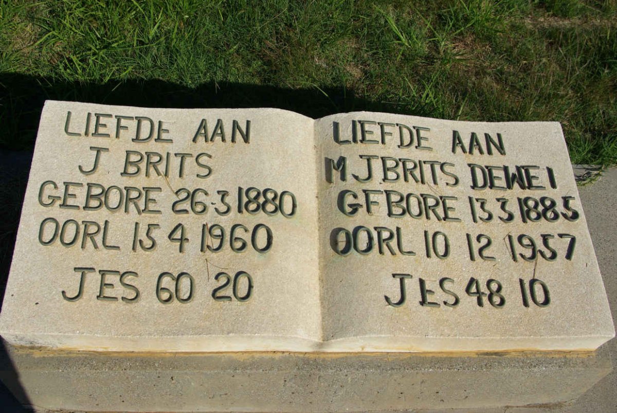 BRITS J. 1880-1960 &amp; M.J. DE WET 1885-1957