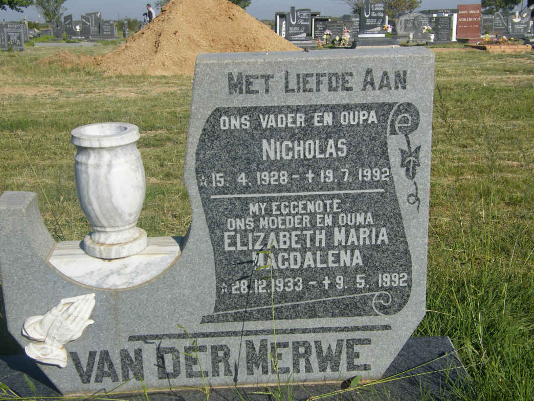 MERWE Nicholas, van der 1928-1992 &amp; Elizabeth Maria Magdalena 1933-1992
