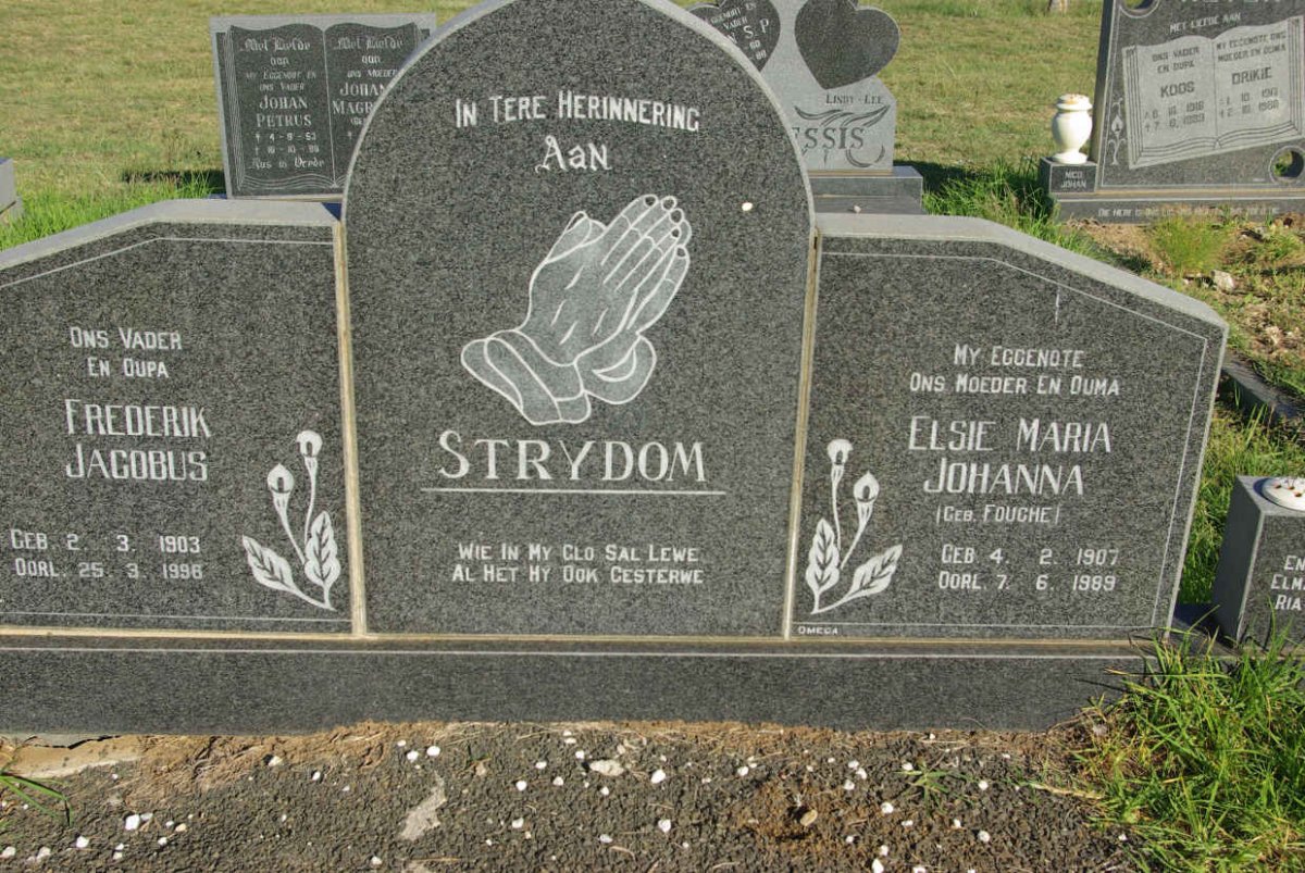 STRYDOM Frederik Jacobus 1903-1996 &amp; Elsie Maria Johanna FOUCHE 1907-1989