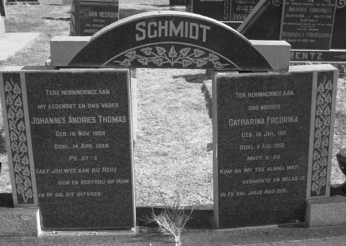 SCHMIDT Johannes Andries Thomas 1909-1958 &amp; Catharina Fredrika 1911-1982