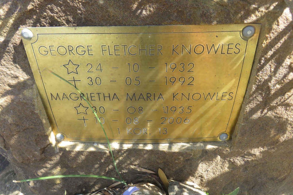 KNOWLES George Fletcher 1932-1992 &amp; Magrietha Maria 1935-2006