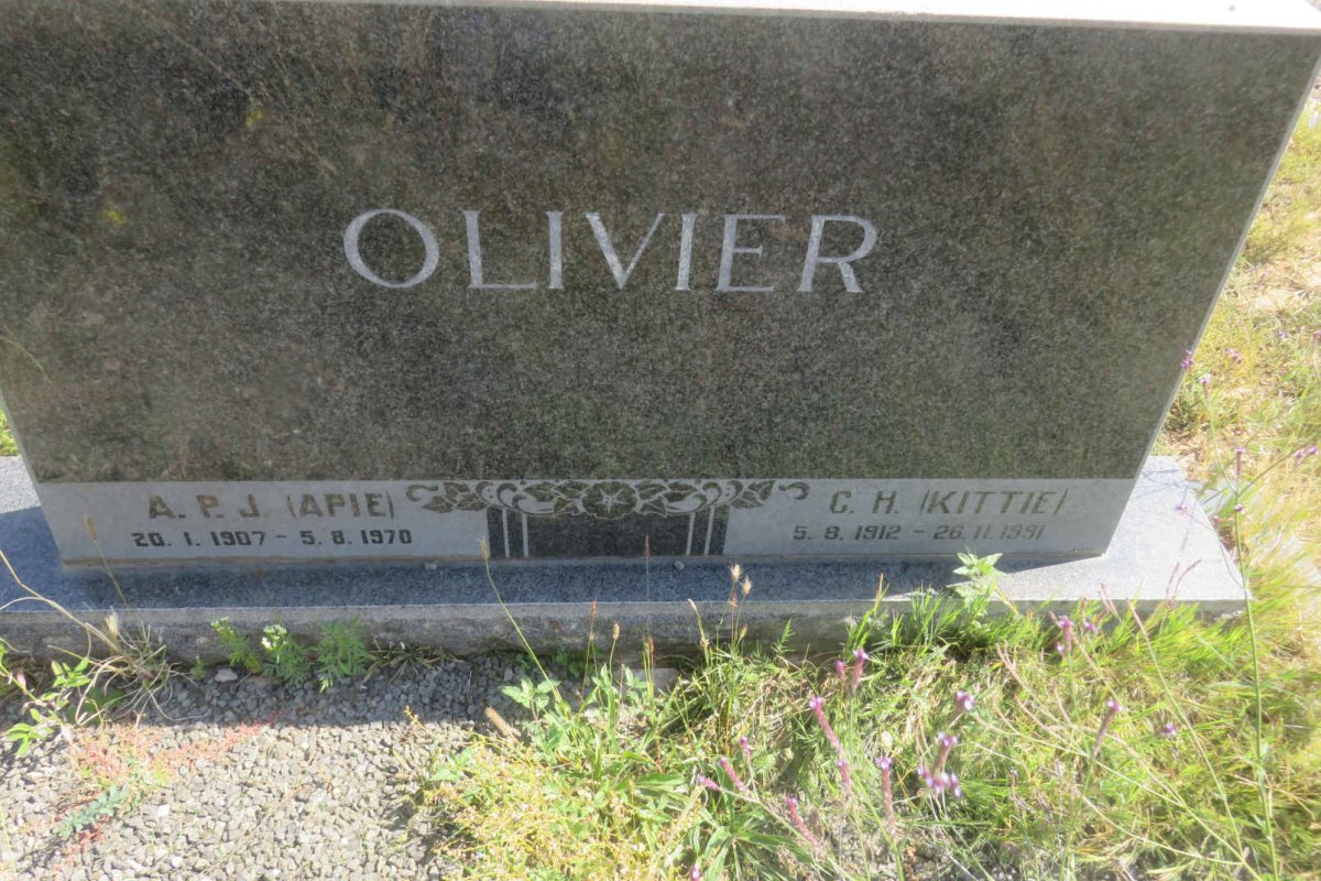 OLIVIER A.P.J. 1907-1970 &amp; C.H. 1912-1991