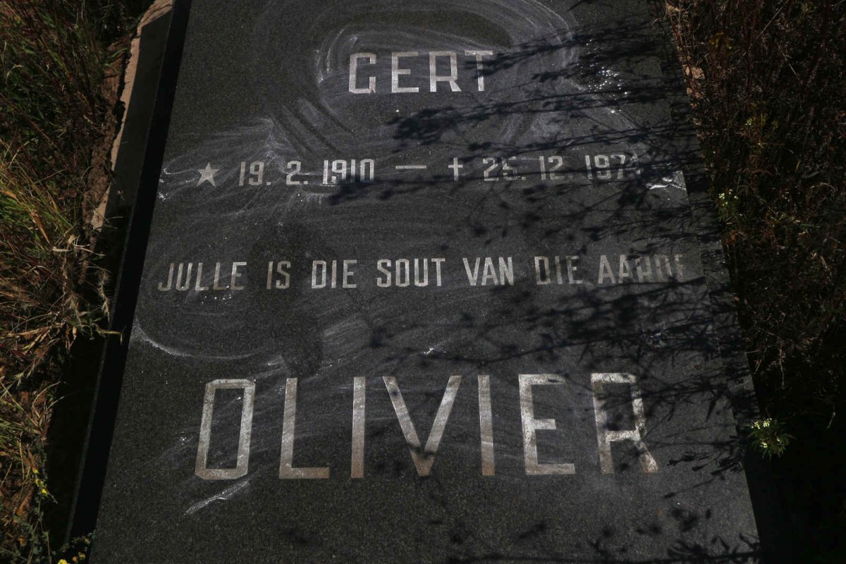 OLIVIER Gert 1910-1974