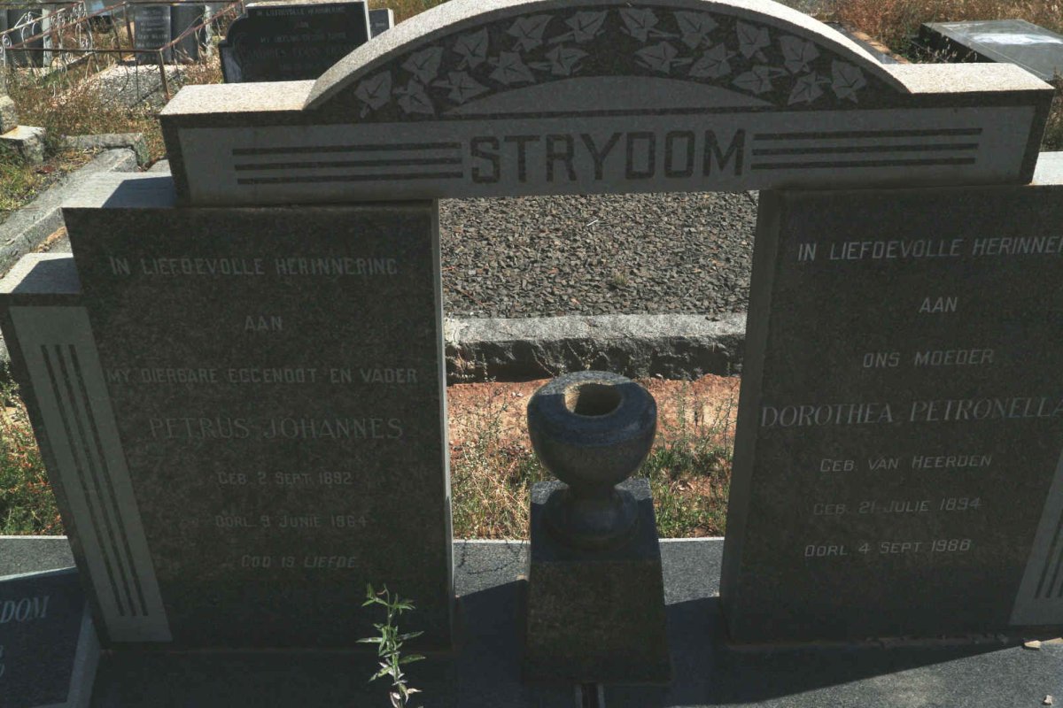 STRYDOM Petrus Johannes 1892-1964 &amp; Dorothea Petronella VAN HEERDEN 1894-1988