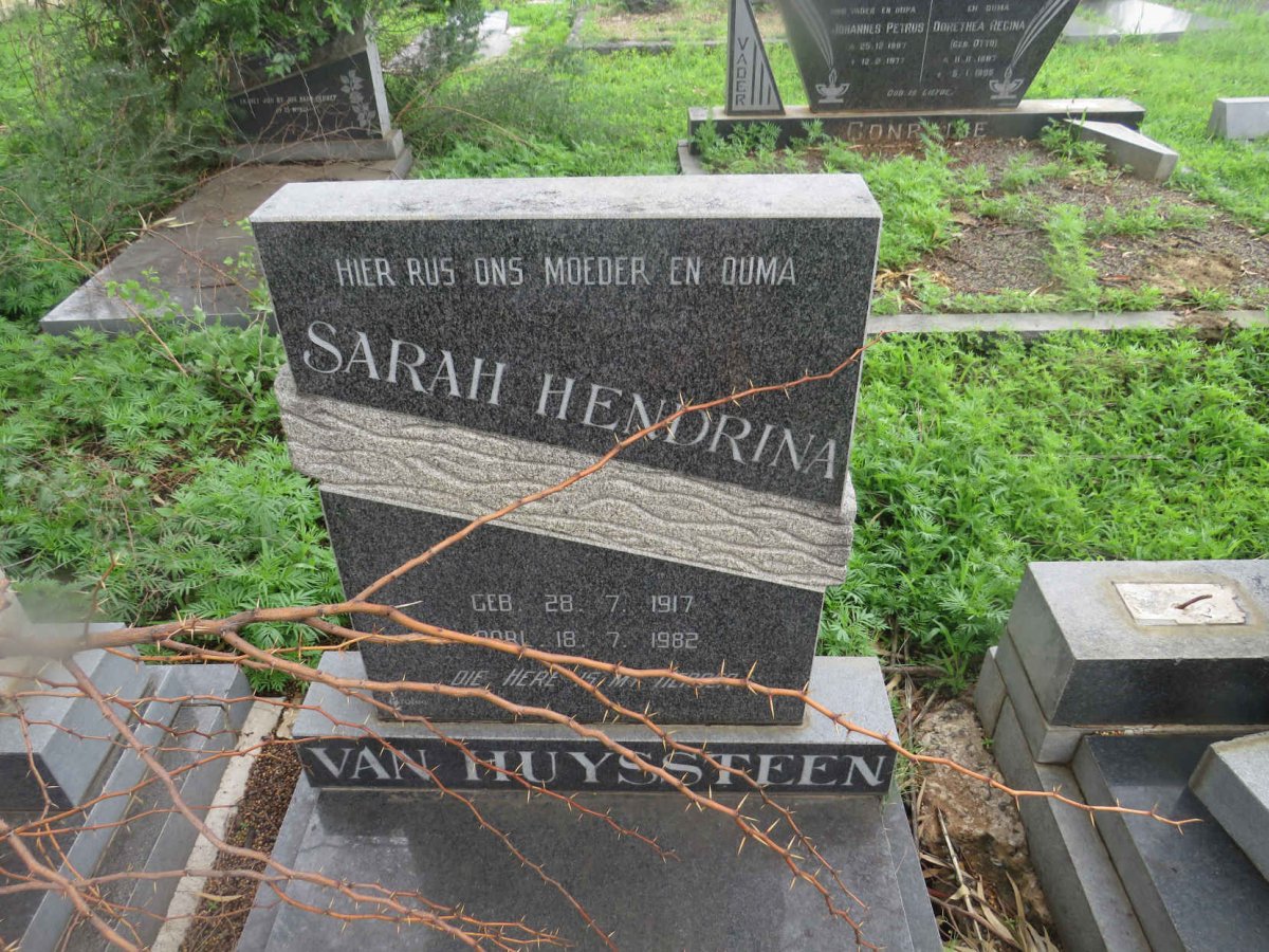 HUYSSTEEN Sarah Hendrina, van 1917-1982
