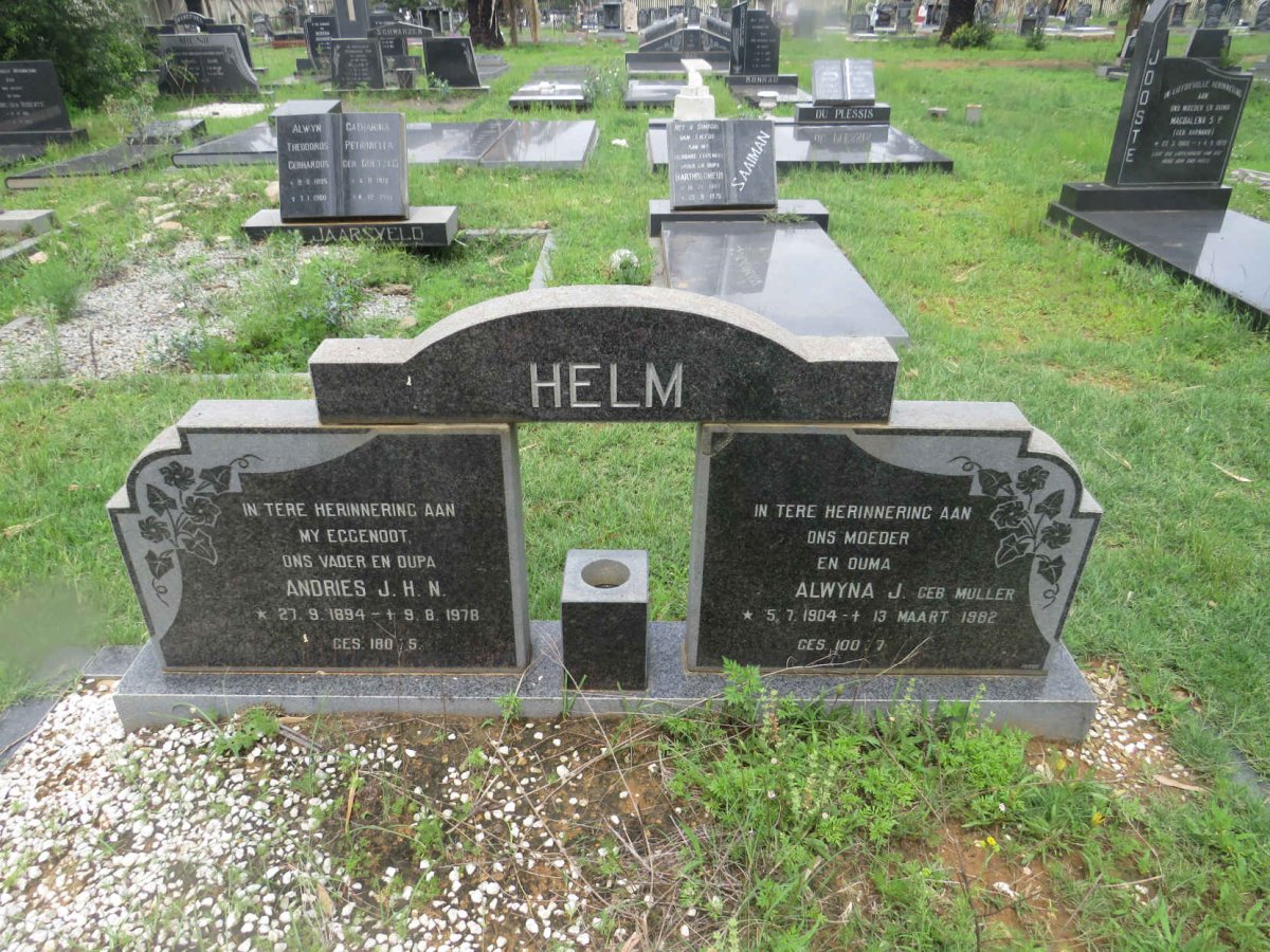 HELM Andries J.H.N. 1894-1978 &amp; Alwyna J. MULLER 1904-1982