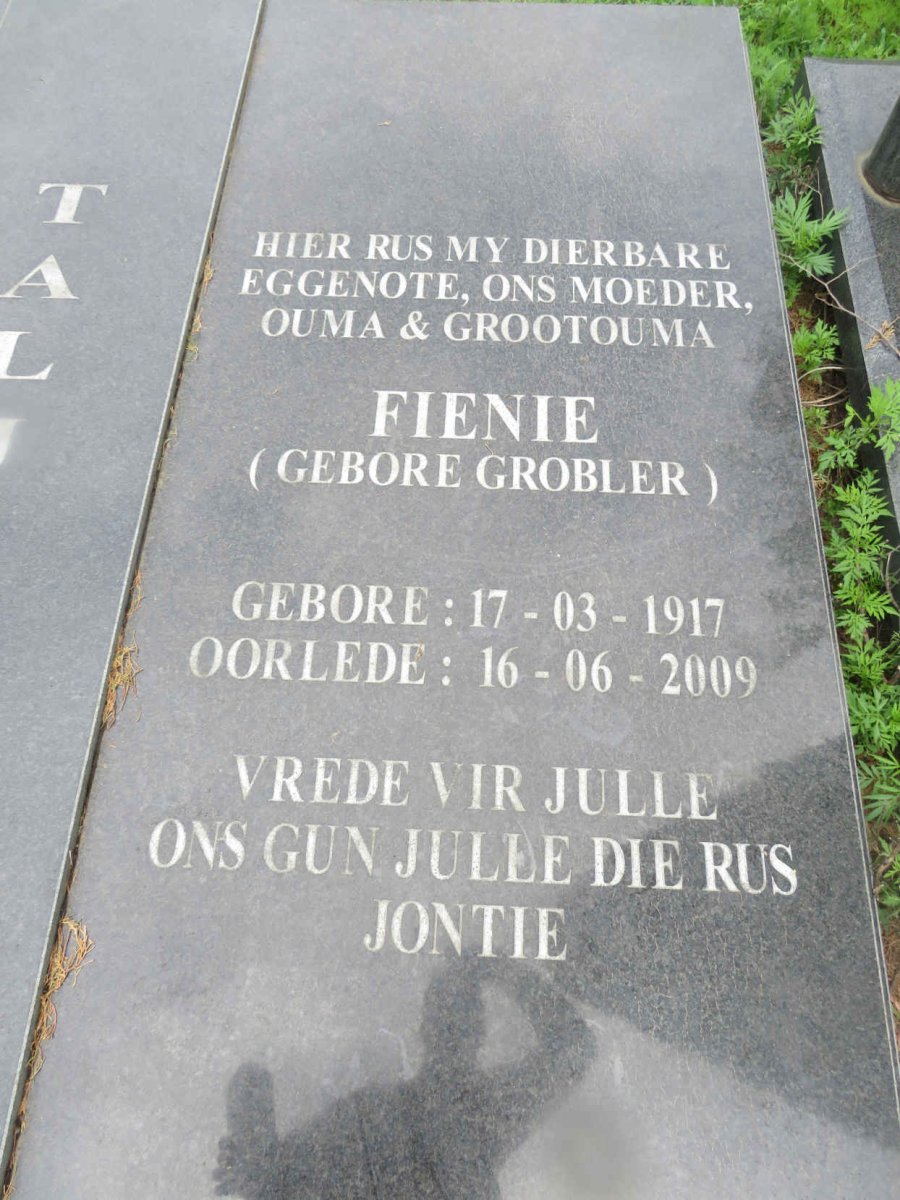 TALJAARD Jacob Cornelis 1912- &amp; Fienie GROBLER 1917-2009