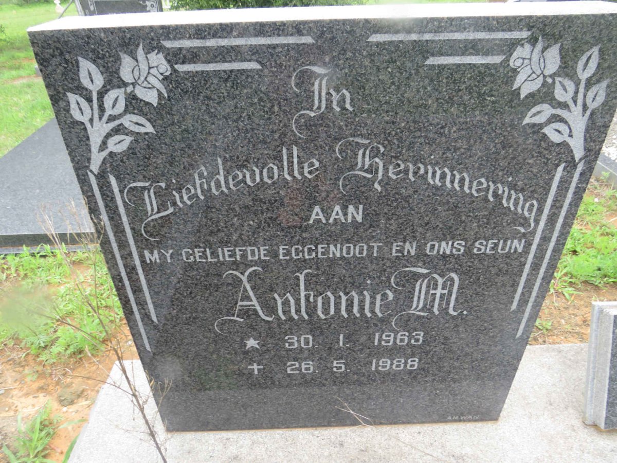 ZYL Antonie M., van 1963-1988 