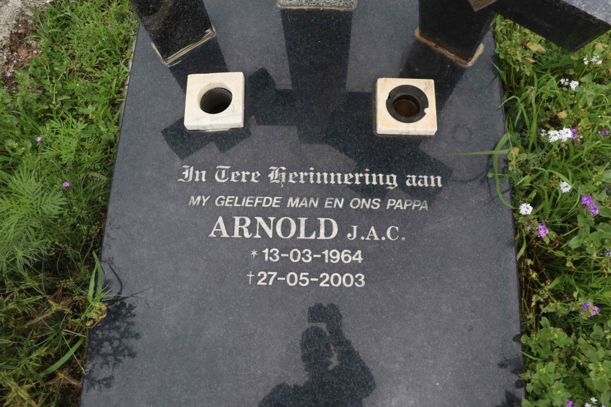 ? Arnold J.A.C. 1964-2003