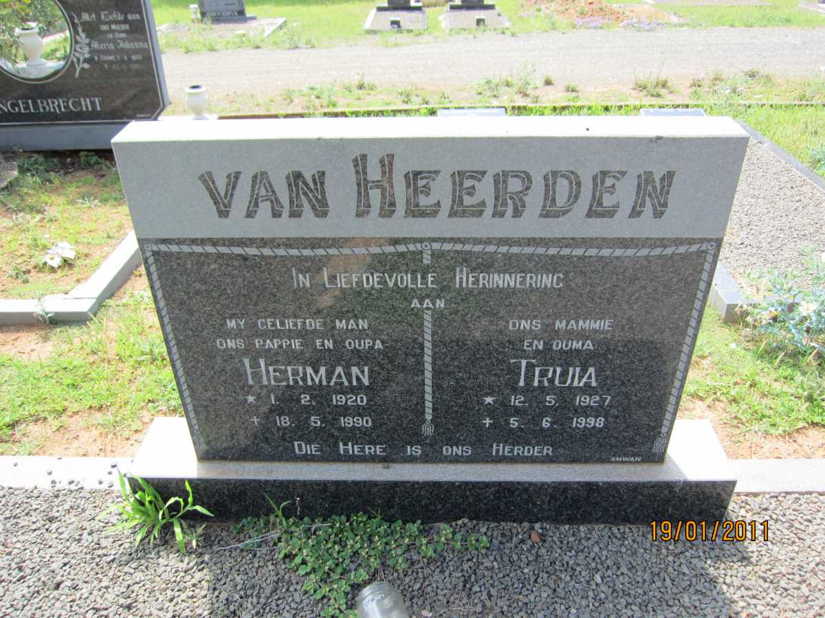 HEERDEN Herman, van 1920-1990 &amp; Truia 1927-1998