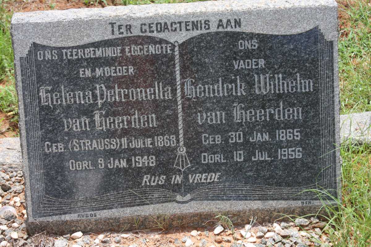HEERDEN Hendrik Wilhelm, van 1865-1856 &amp; Helena Petronella STRAUSS 1868-1948
